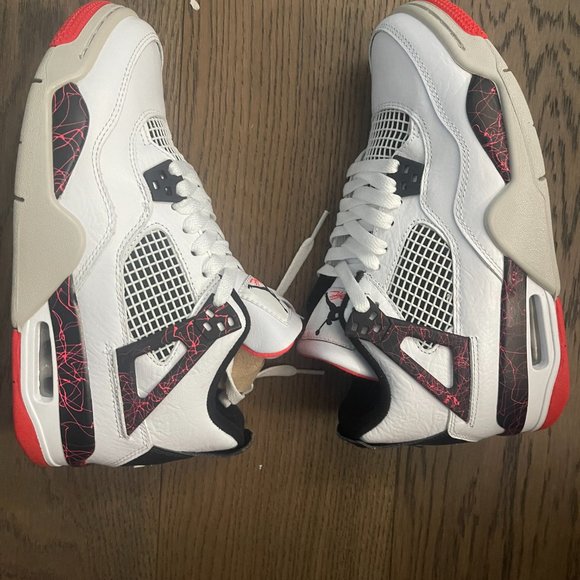 Jordan 4 New no box size 7 womens - Picture 2 of 6